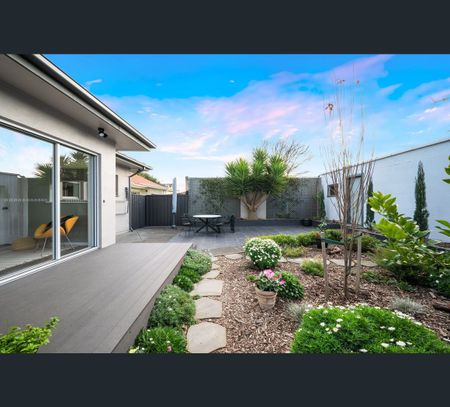 12 Warren Street, Mount Gambier, SA 5290 - Photo 2