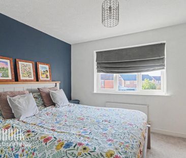 2 bedroom semi-detached house to rent - Photo 5