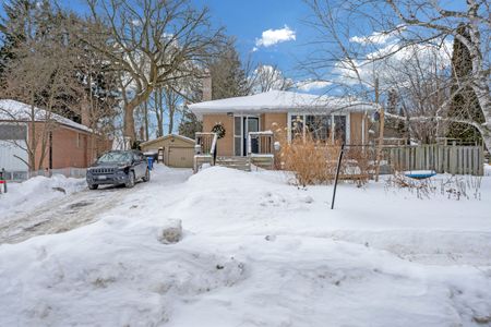 For Lease - 7 Kemano Road, Aurora, Ontario - Photo 5