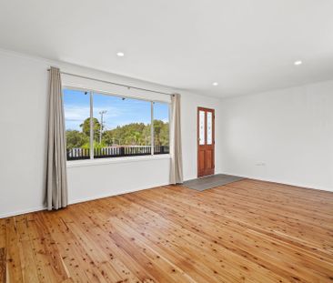 Ideally Located - Photo 6