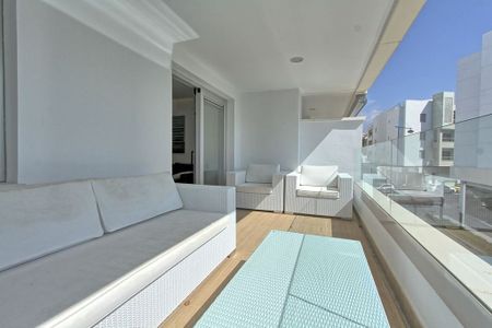 3 bedroom luxury Apartment for rent in San Pedro de Alcántara, Spain - Photo 2
