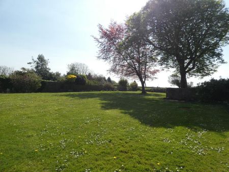 6 bedroom detached house to rent - Photo 3