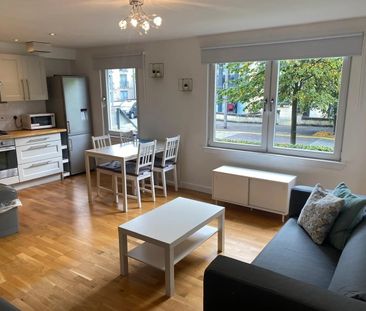 2 Bed Flat, Waterfront Park, EH5 - Photo 1