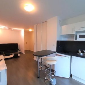 Location Appartement 1 pièce 26m² TOURS 37000 - Photo 2