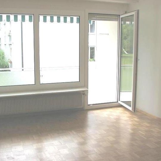 gemütliche 3-Zimmerwohnung im 1. OG mit Balkon - Photo 1