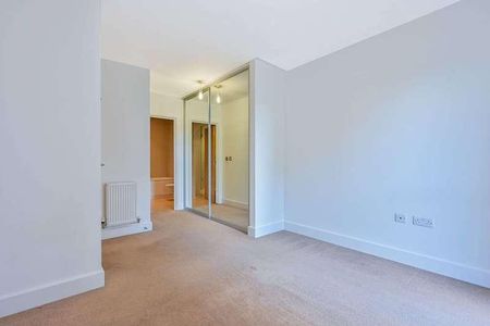 Coombe Lane, Sw, Raynes, SW20 - Photo 5