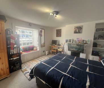 15 New Street - Photo 2