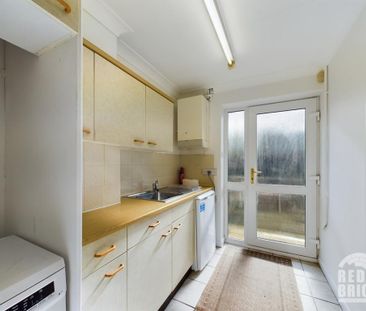 3 bedroom townhouse to rent - Photo 4