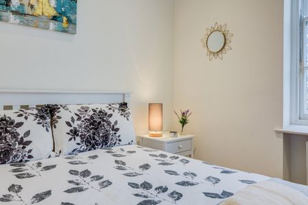 1 Bed Flat, Danbury Street, N1 - Photo 2