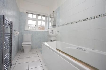 Room in a Shared Flat, Rutland Court, SE5 - Photo 2