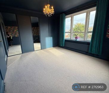 2 bedroom maisonette to rent - Photo 2