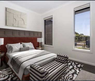 Sunbury - Photo 3