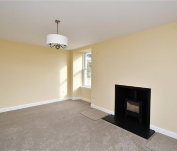 4 bedroom detached house to rent - Photo 5
