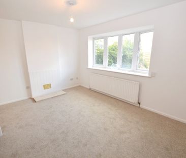 Highfields Way, Holmewood, S42 - Photo 3