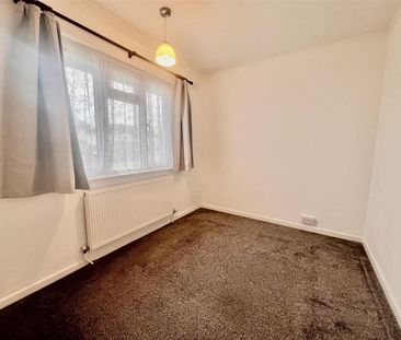 2 bedroom semi-detached bungalow to rent - Photo 5