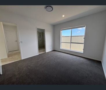 34 Grouper Crescent, Moonee Beach, NSW 2450 - Photo 3