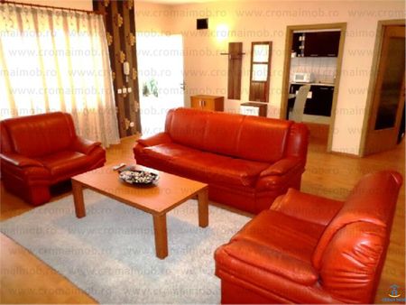 Inchiriere vila de lux 5 camere Exterior Est - Fotografie 4