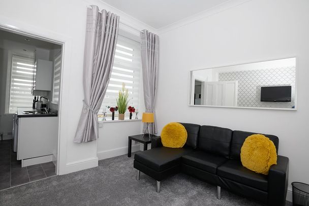 1 Bed Flat, Union Grove, AB10 - Photo 1