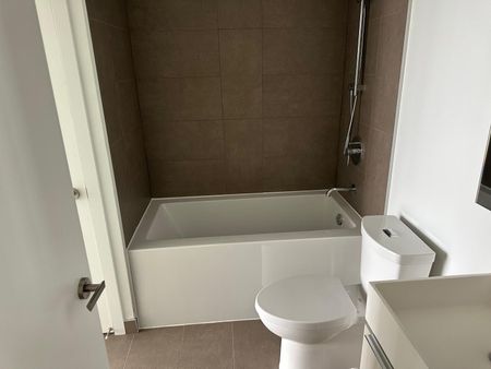 For Lease - 370 Martha Street Unit# 1604, Burlington, Ontario - Photo 5