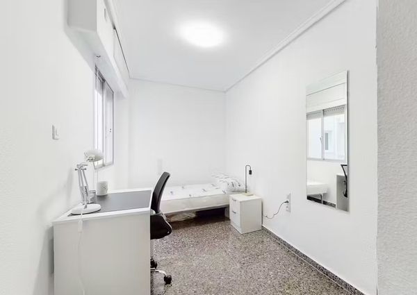 Avinguda al Vedat, Torrent, Valencian Community 46900