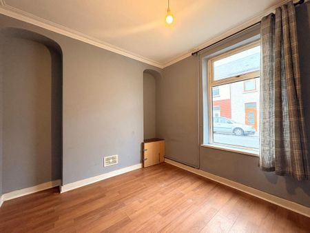 4 bedroom house to rent - Photo 2