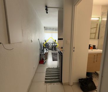 Location Appartement 1 pièce 19m² ST DENIS 97400 - Photo 6