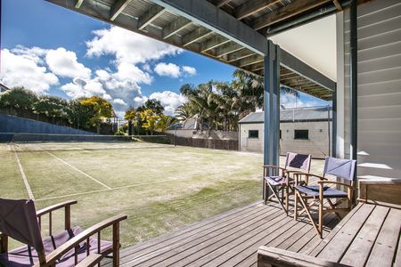 Furnished Family Home - Photo 4