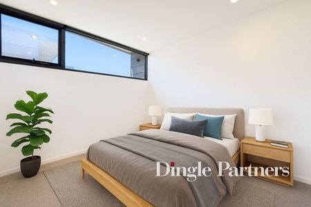 Prime Essendon Location - Photo 4