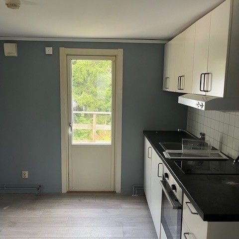 Gävlevägen, Tierp - Foto 1