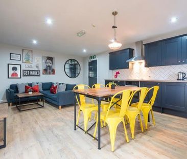 5 bedroom flat to rent - Photo 2