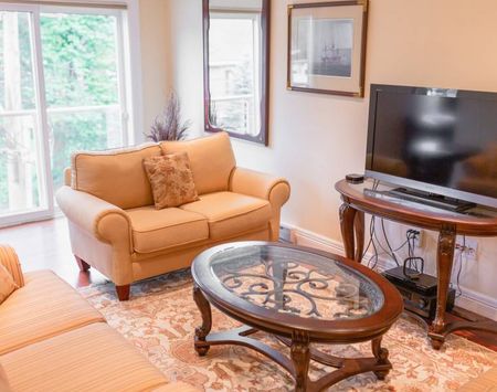 2 Level Home in vibrant downtown neighbourhood of Halifax! - Photo 5