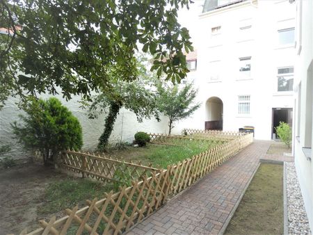 Moderne 2-Zi-.Whg. in Plagwitzer im Hinterhaus mit eigenem Garten! - Photo 3