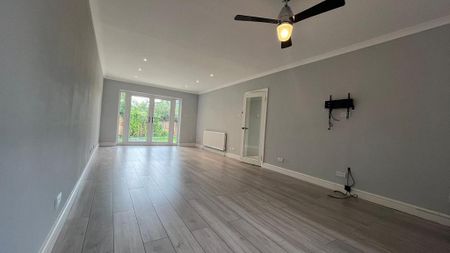 3 bedroom bungalow to rent - Photo 2