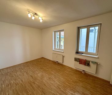 Provisionsfrei – Ideal geschnittene Innenstadtwohnung – WG-tauglich... - Foto 1