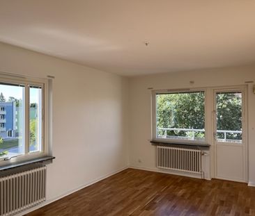 Snevringevägen 45 E - Foto 1