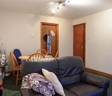 Flat 8, Headingley House 96 Ash Road, Headingley, Leeds, LS6 3HD - Photo 5