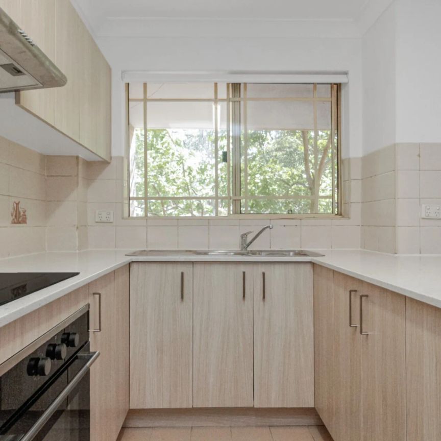 Renovated Three Bedroom Unit For Lease - Photo 1