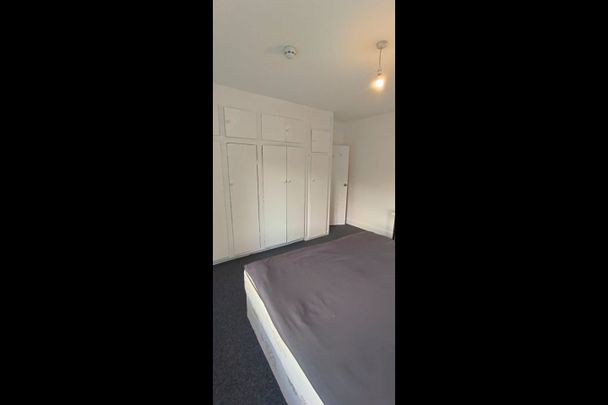 Room in a Shared House, Manor Drive, HA9 - Photo 1
