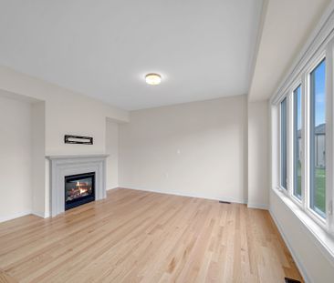 For Lease - 1838 Narcissus Gardens, Pickering, Ontario - Photo 2