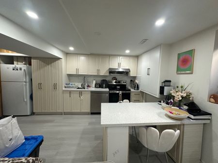 For Lease - 528 Hayward Crescent Unit# Bsmt, Milton, Ontario - Photo 2