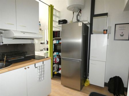 Appartement 1 chambre sis dans une rue paisible - Photo 4