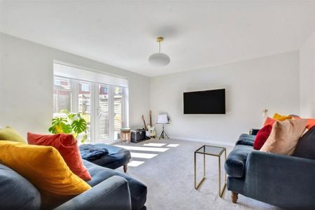 4 bedroom detached house to rent - Photo 5