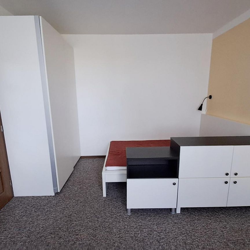 Pronájem bytu 1+1 32 m² - Photo 1