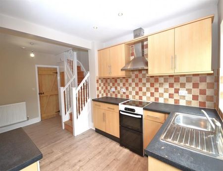 2 Bedroom Terraced To Let - Photo 5
