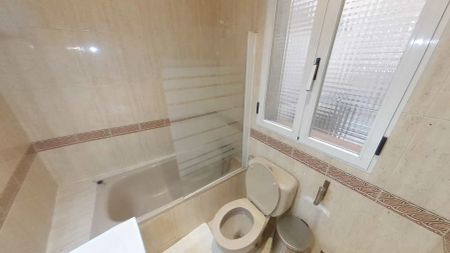 Piso de alquiler en Calle de las Minas, Universidad - Malasaña - Photo 2