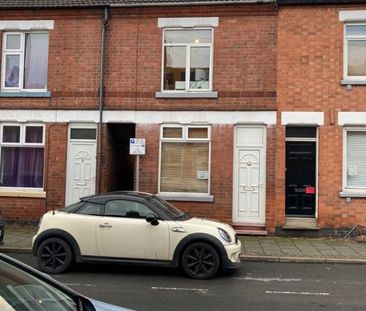 18a Station Street - 4 Double bedrooms & 2 bathrooms Loughborough - Photo 2