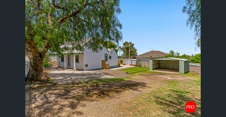 Charming Cottage Comfort in a Peaceful Setting - Photo 3