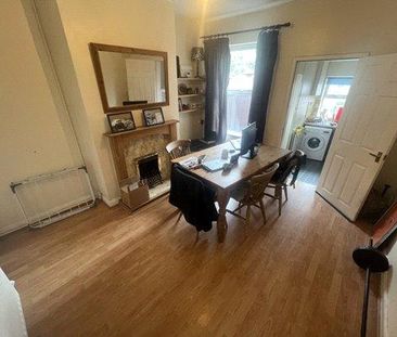 2 bedroom house to rent - Photo 2