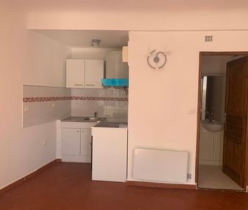 Location Appartement 2 pièces 35m² PUGET VILLE 83390 - Photo 3