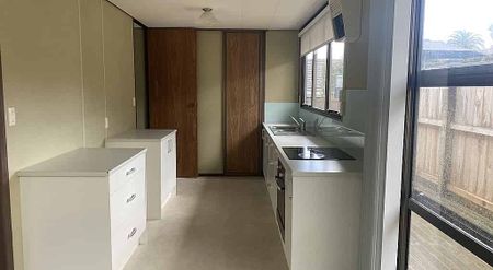 2 Bedroom in Browns Bay - Photo 3